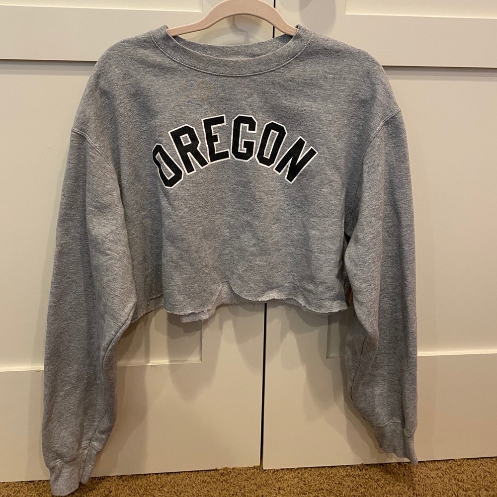 Light grey cropped crew sweatshirt